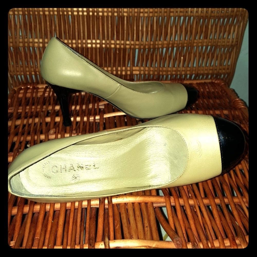 Chanel size 37
